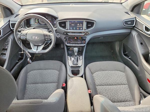 2019 HYUNDAI IONIQ SEL (HEV)