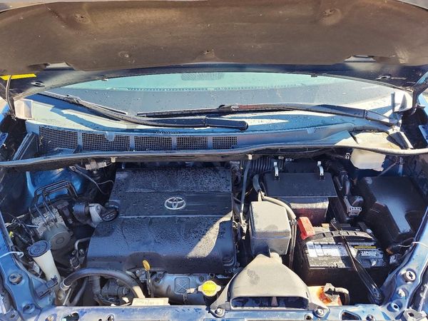 2012 TOYOTA SIENNA