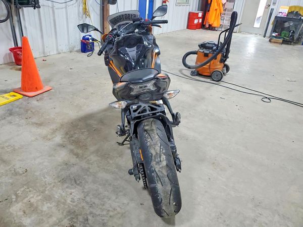 2019 KAWASAKI EX650