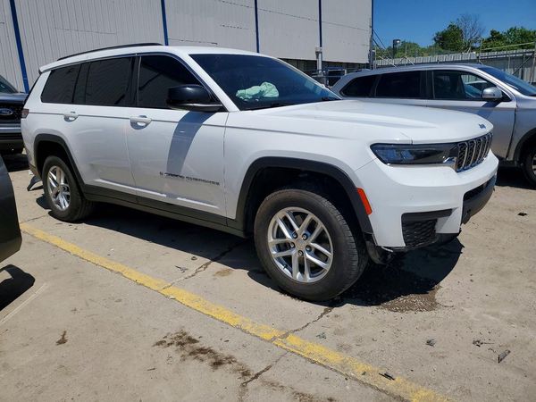 2022 JEEP GRAND CHEROKEE Laredo