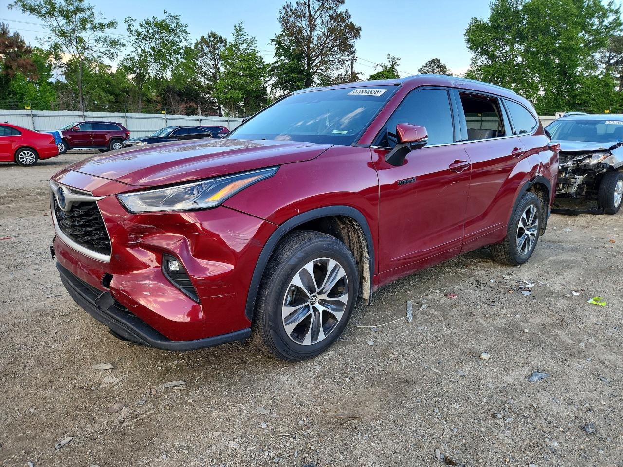 2021 TOYOTA HIGHLANDER