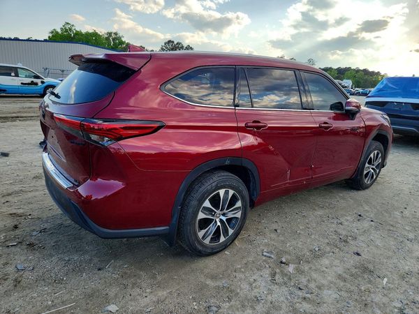 2021 TOYOTA HIGHLANDER