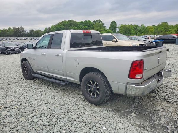 2014 RAM 1500 SLT QUAD CAB 4X2