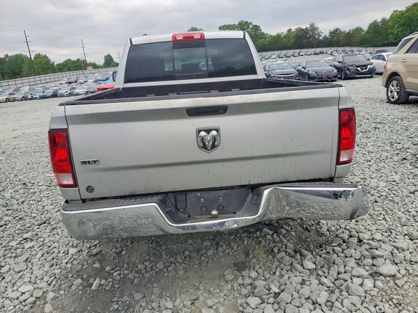 2014 RAM 1500 SLT QUAD CAB 4X2