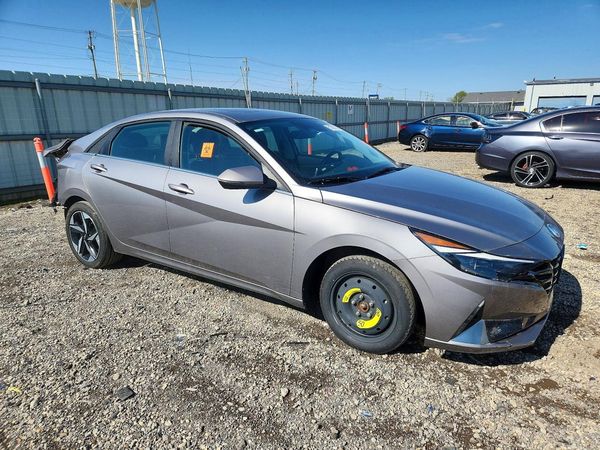 2023 HYUNDAI ELANTRA