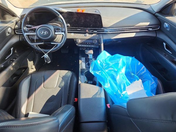 2023 HYUNDAI ELANTRA