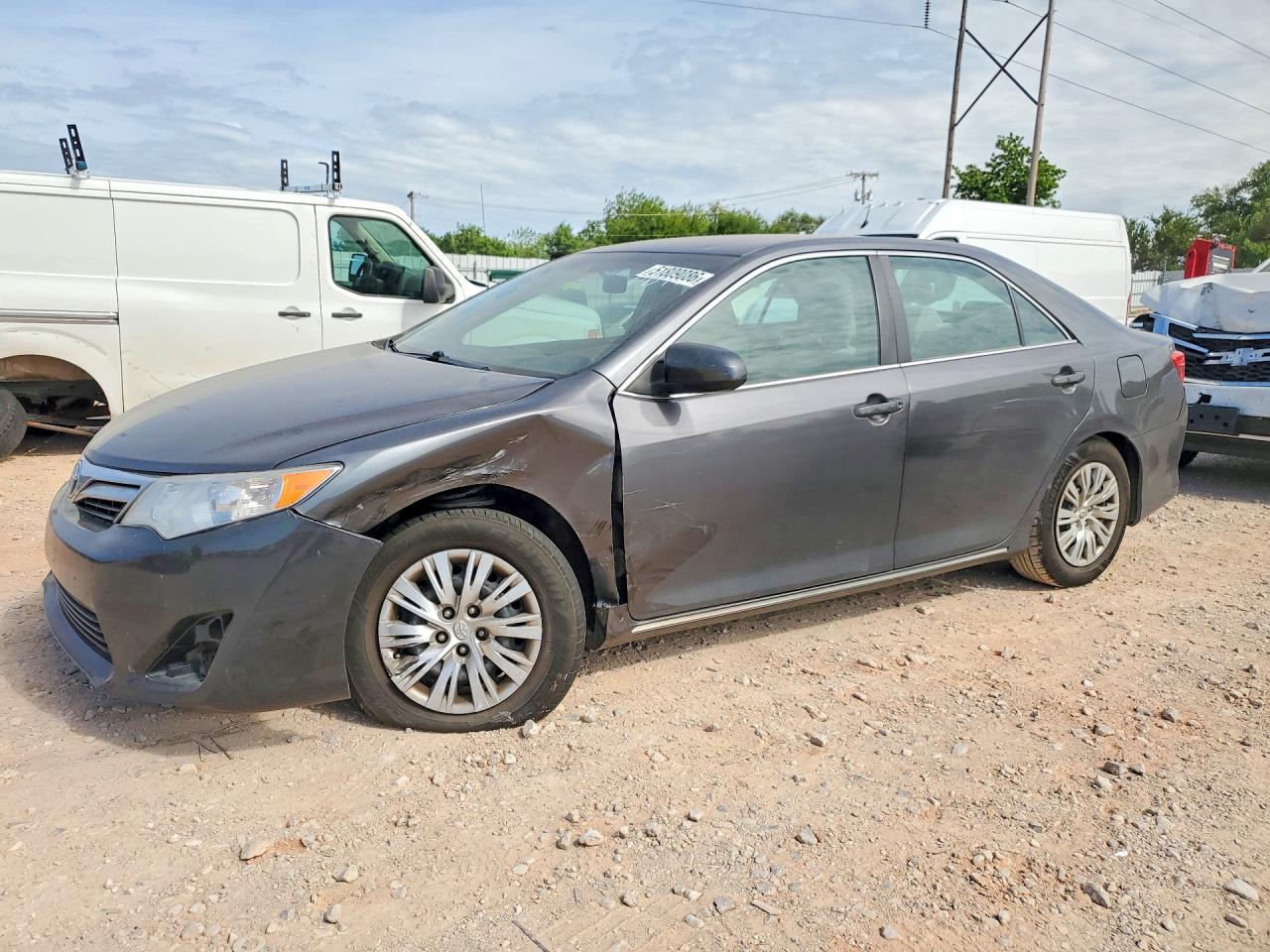 2014 TOYOTA CAMRY