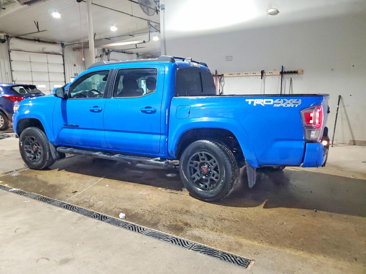 2020 TOYOTA TACOMA SR5