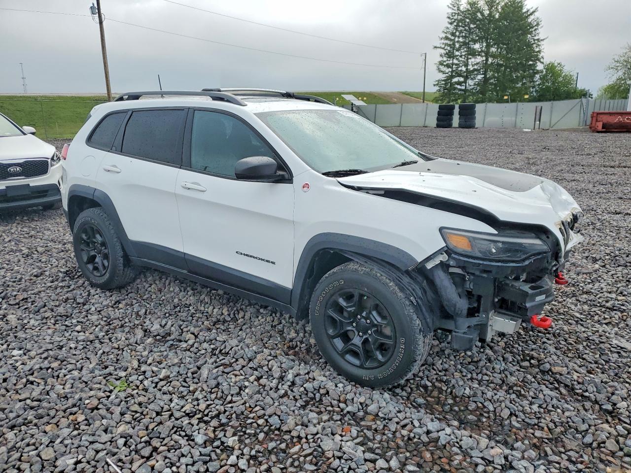 2019 JEEP CHEROKEE TRAILHAWK 4X4