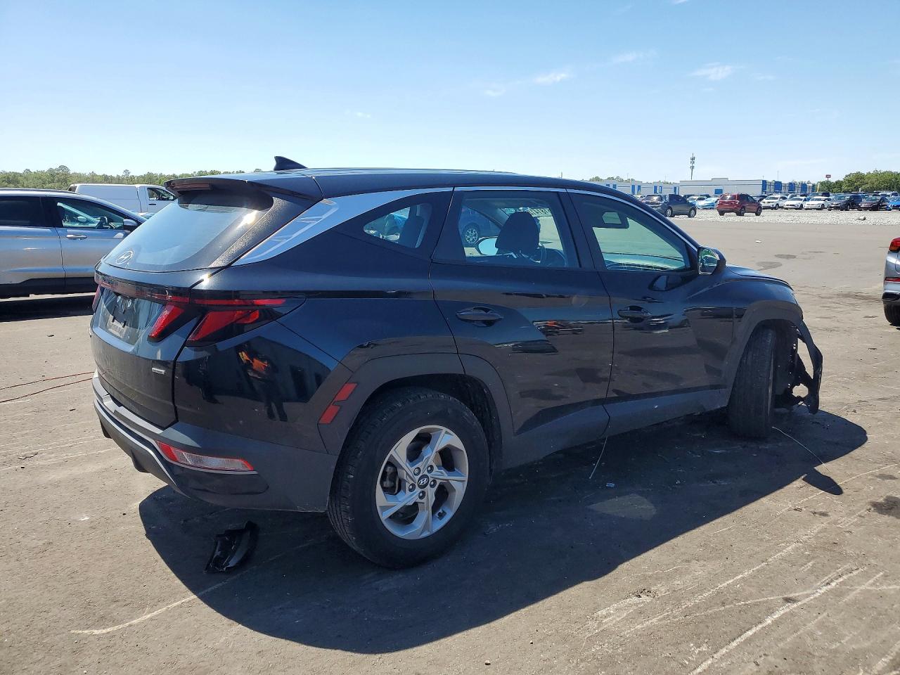 2023 HYUNDAI TUCSON SE