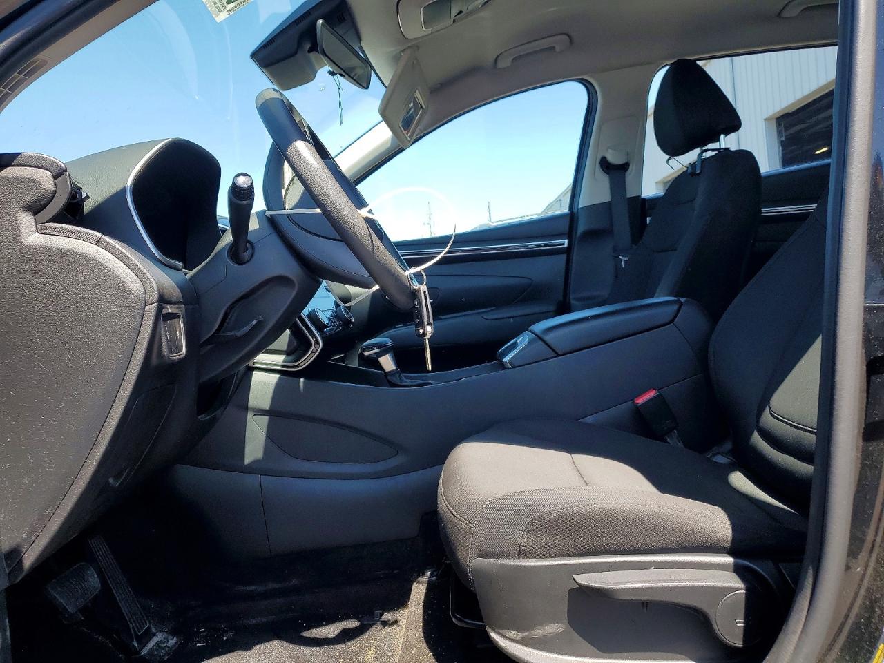 2023 HYUNDAI TUCSON SE