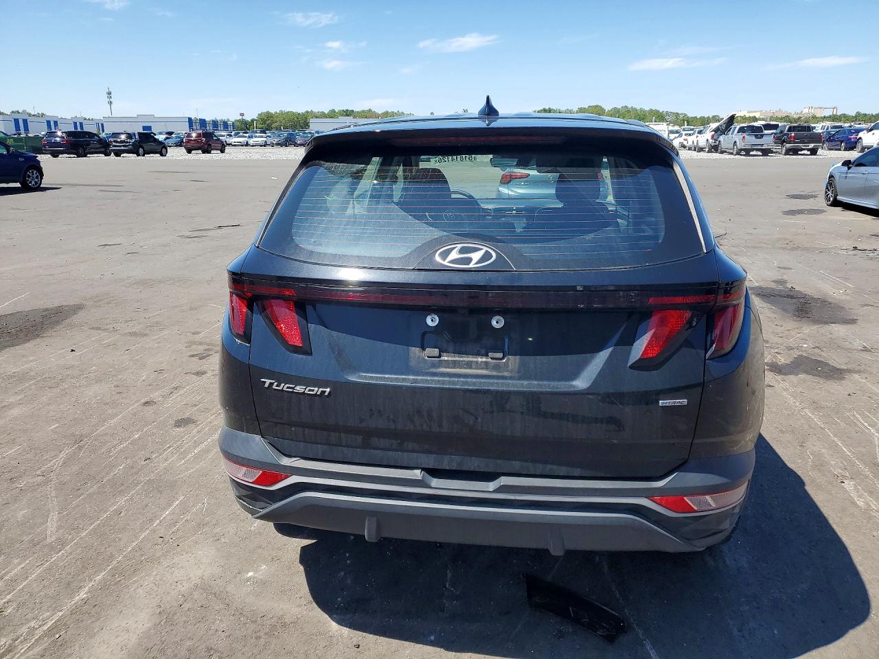 2023 HYUNDAI TUCSON SE