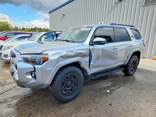 2022 TOYOTA 4RUNNER TRD Offroad Prem