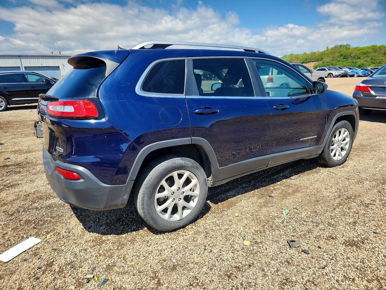 2016 JEEP CHEROKEE LATITUDE FWD