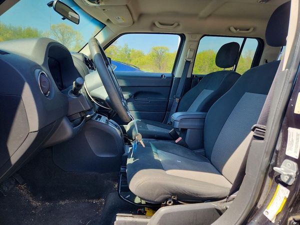2014 JEEP PATRIOT Sport — DENT