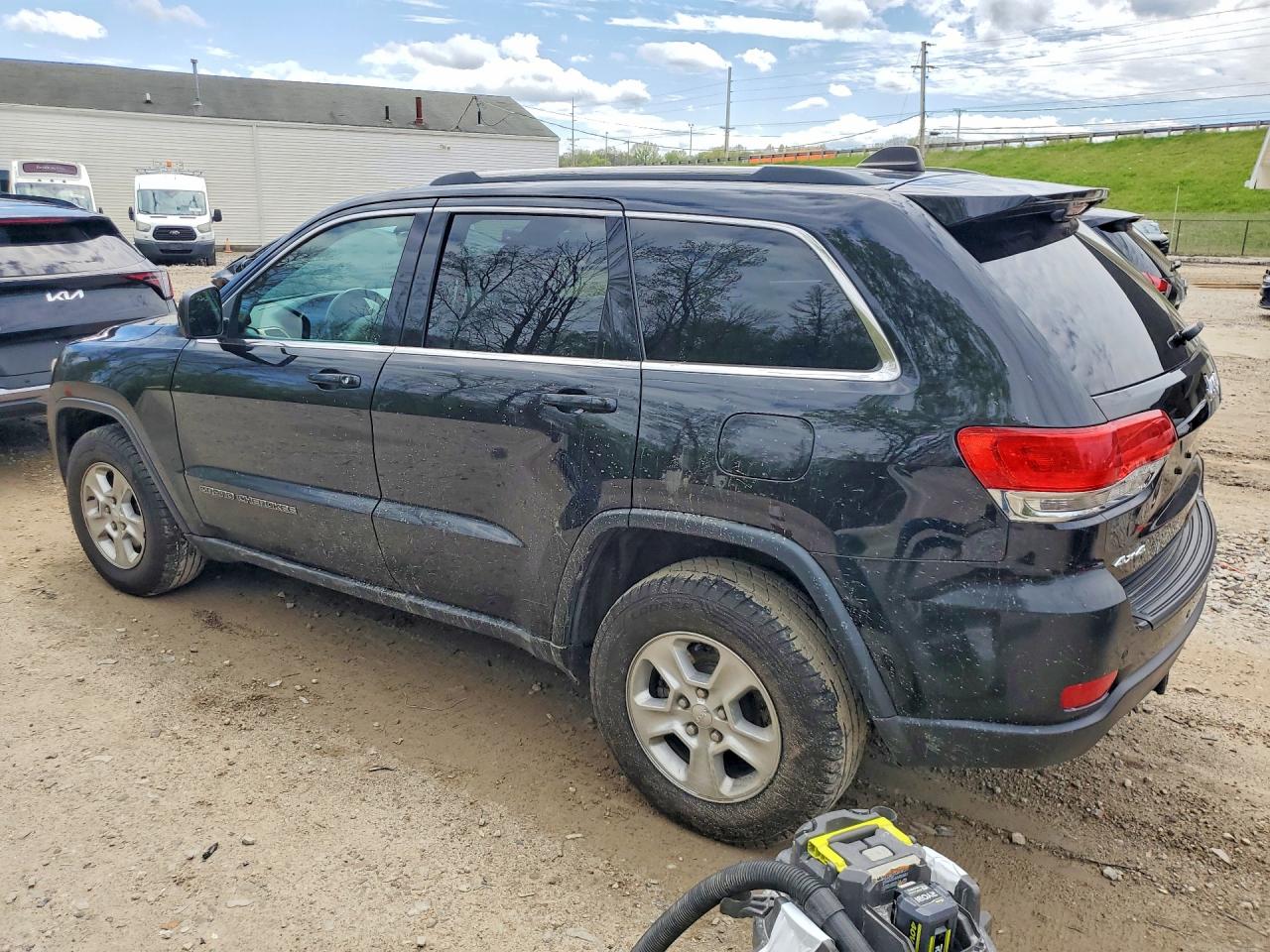 2017 JEEP GRAND CHEROKEE LAREDO 4X4