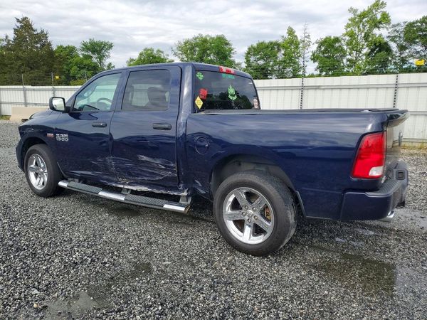 2017 RAM 1500 ST CREW CAB 4X2