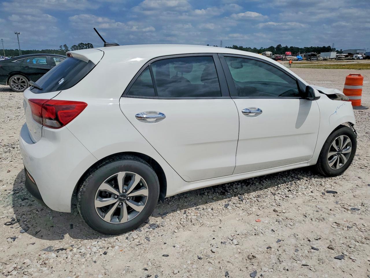 2023 KIA RIO LX, S