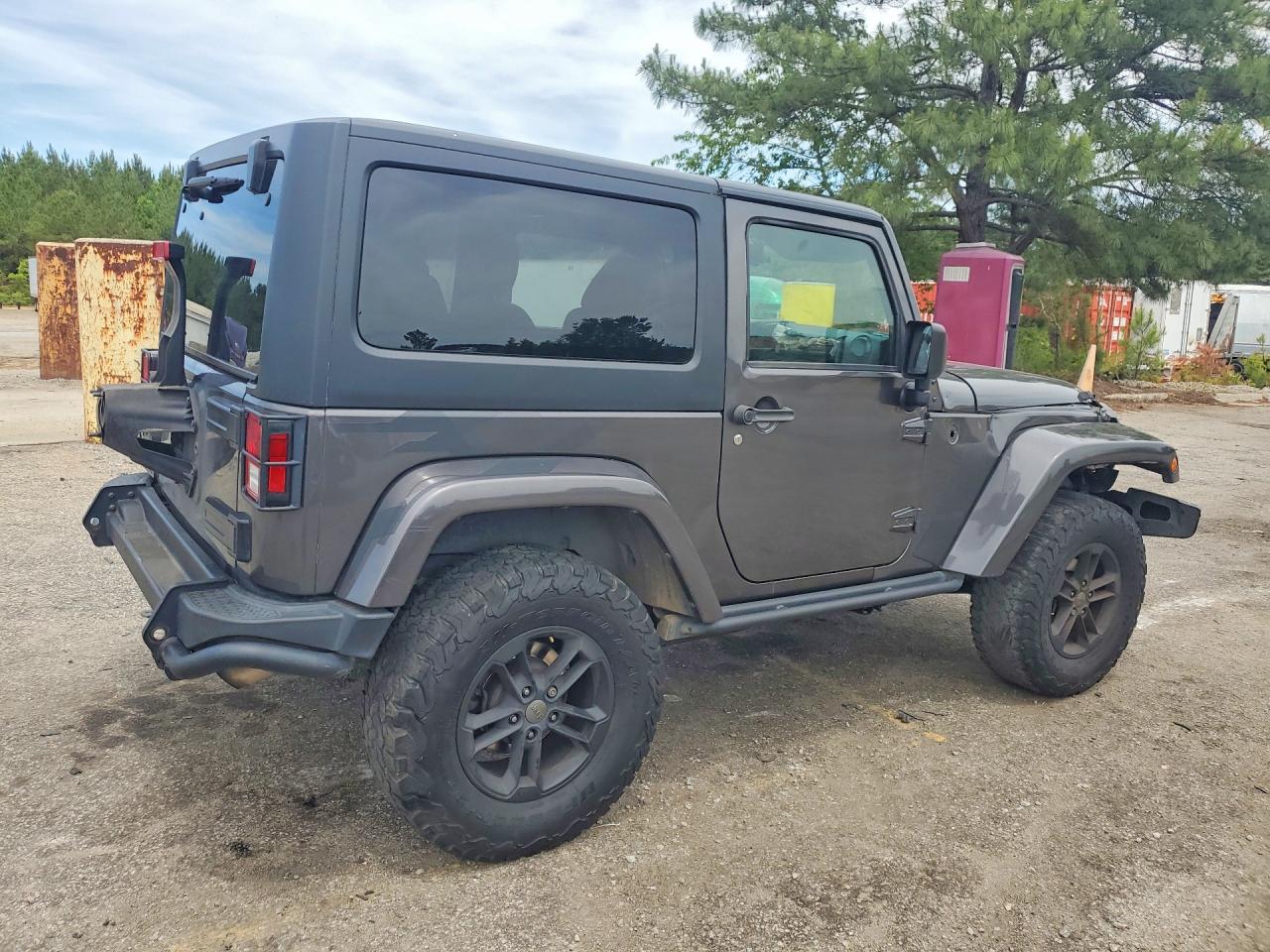 2017 JEEP WRANGLER SAHARA 4X4