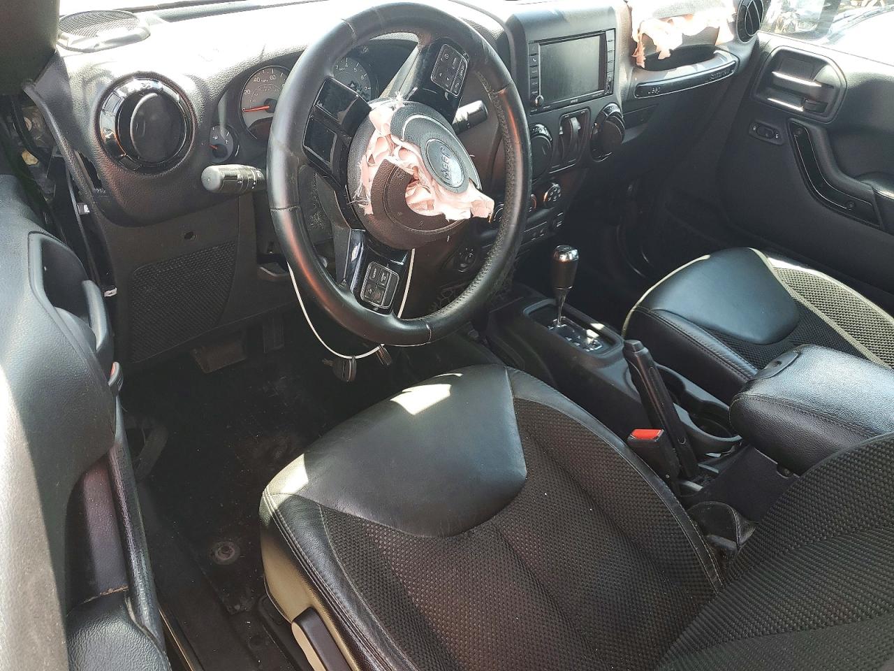 2017 JEEP WRANGLER SAHARA 4X4