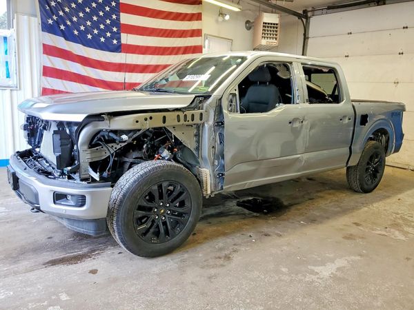 2025 FORD F150