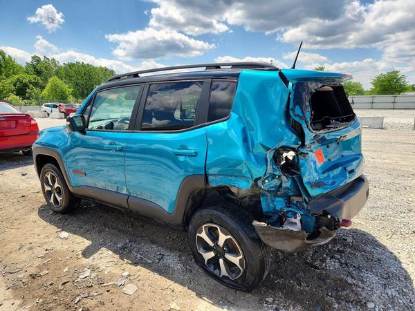 2022 JEEP RENEGADE TRAILHAWK 4X4