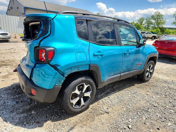 2022 JEEP RENEGADE TRAILHAWK 4X4