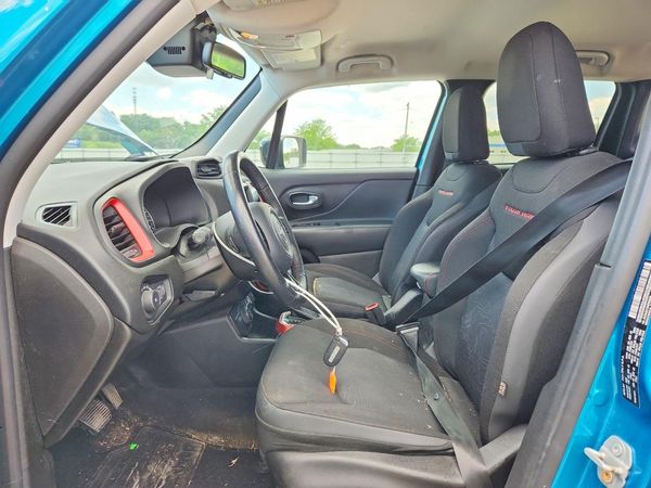 2022 JEEP RENEGADE TRAILHAWK 4X4
