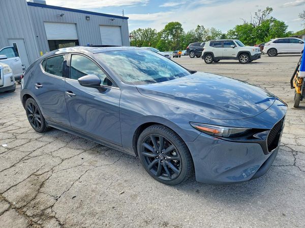 2019 MAZDA 3