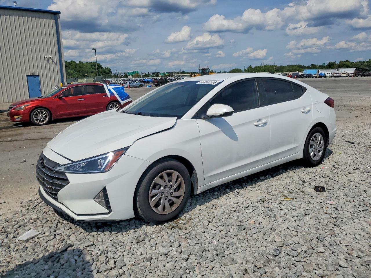 2019 HYUNDAI ELANTRA SE