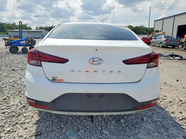 2019 HYUNDAI ELANTRA SE