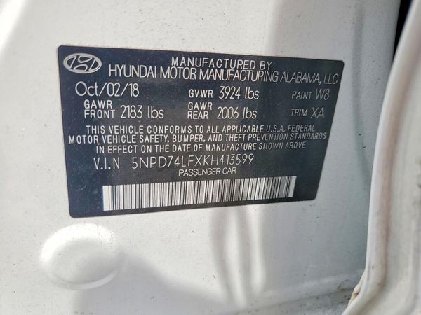 2019 HYUNDAI ELANTRA SE