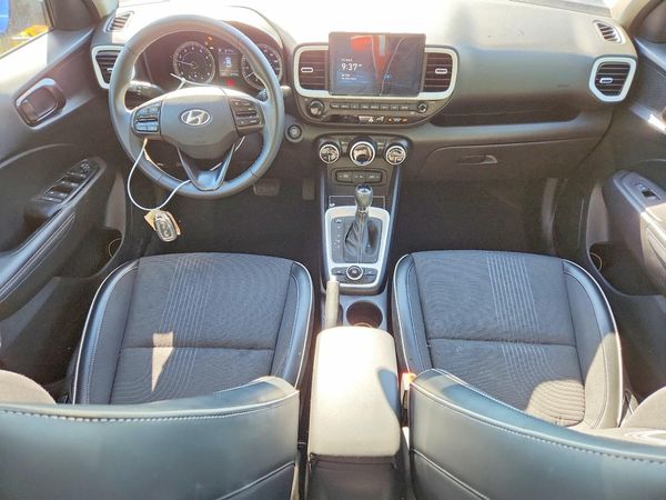 2022 HYUNDAI VENUE SEL & Limited