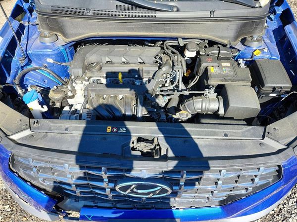 2022 HYUNDAI VENUE SEL & Limited
