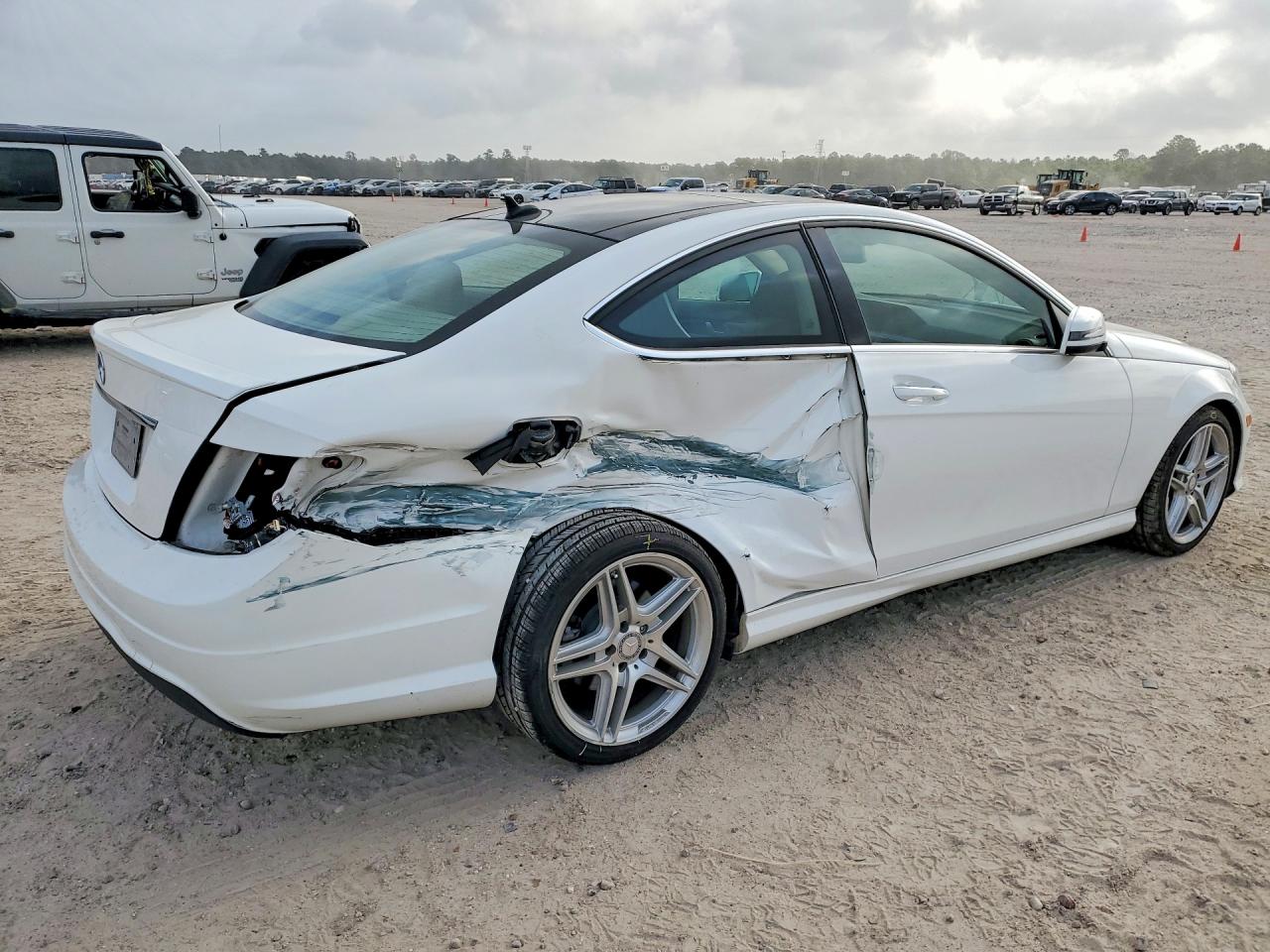 2014 MERCEDES-BENZ C C250