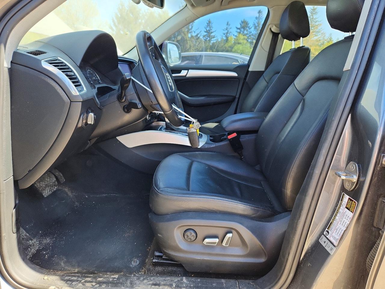 2013 AUDI Q5 Premium Plus