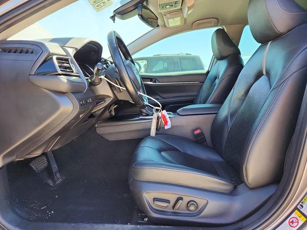 2019 TOYOTA CAMRY