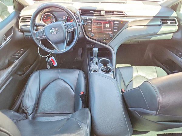 2019 TOYOTA CAMRY