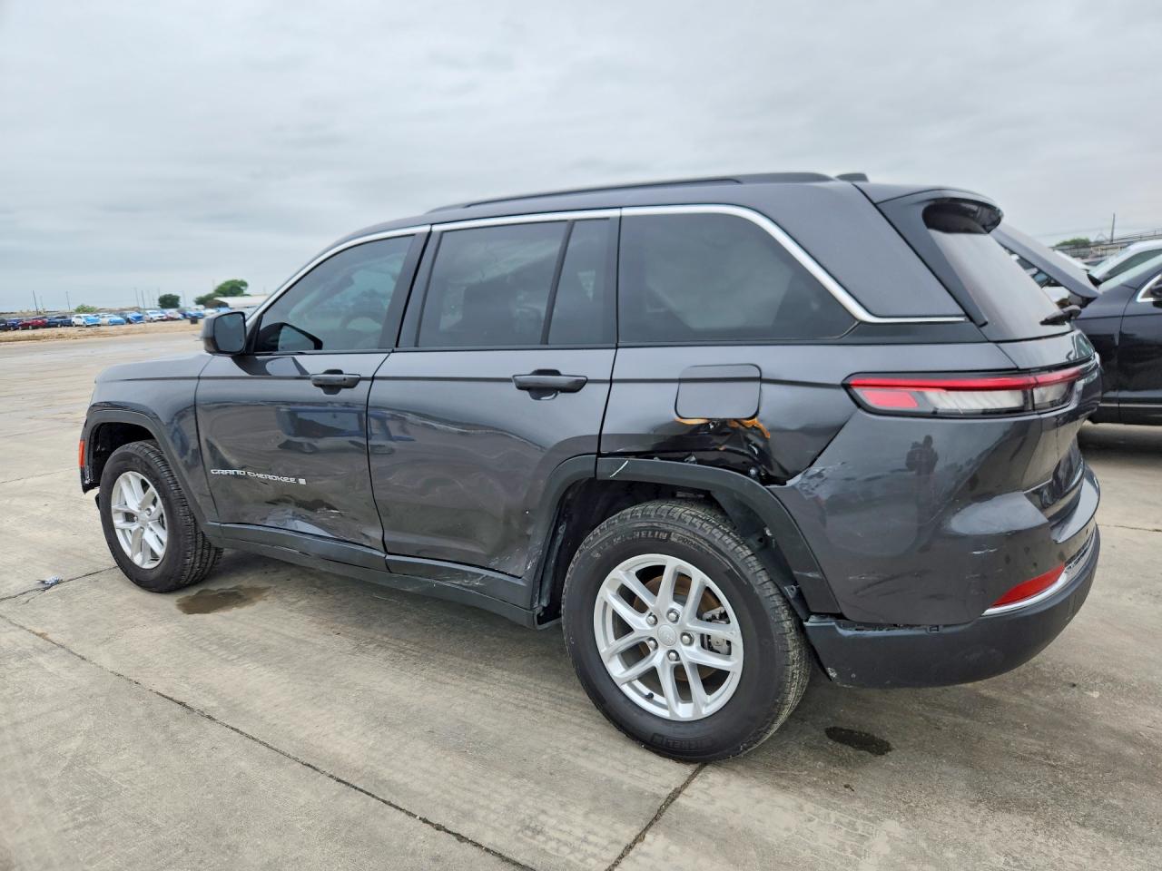 2025 JEEP GRAND CHEROKEE Laredo, Altitude