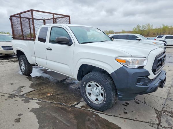 2022 TOYOTA TACOMA SR5