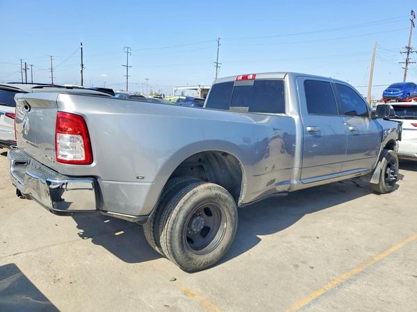 2020 RAM 3500 BIG HORN CREW CAB 4X4
