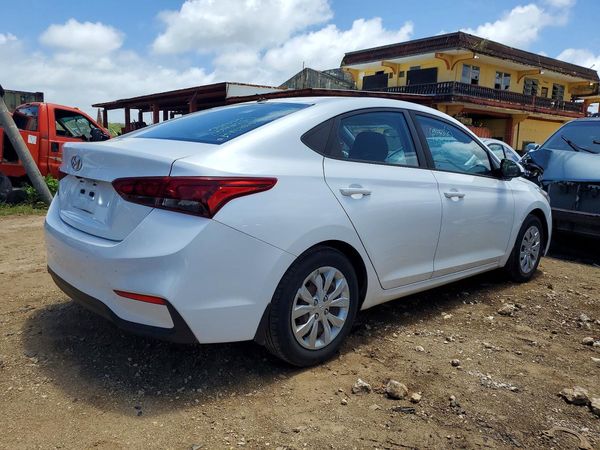 2020 HYUNDAI ACCENT SE and SEL