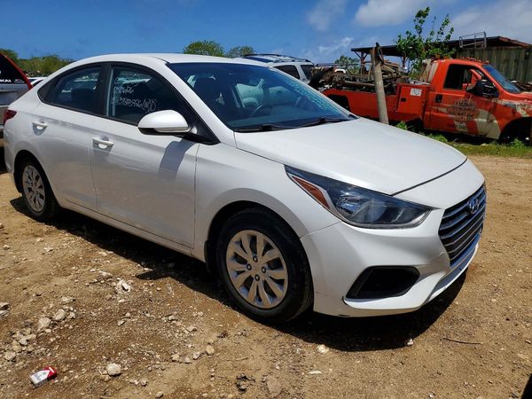 2020 HYUNDAI ACCENT SE and SEL