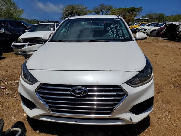 2020 HYUNDAI ACCENT SE and SEL
