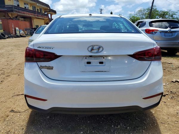 2020 HYUNDAI ACCENT SE and SEL