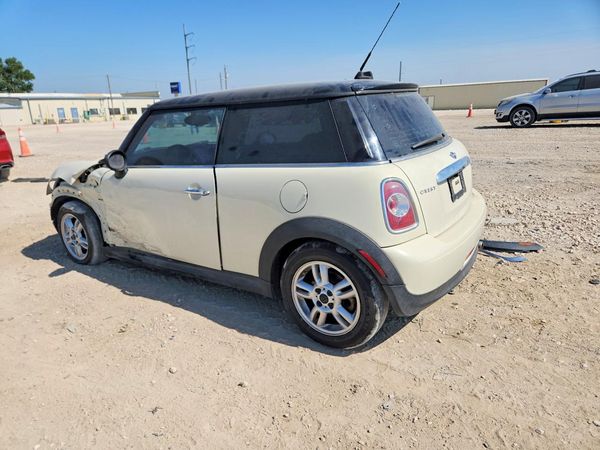 2013 MINI COOPER