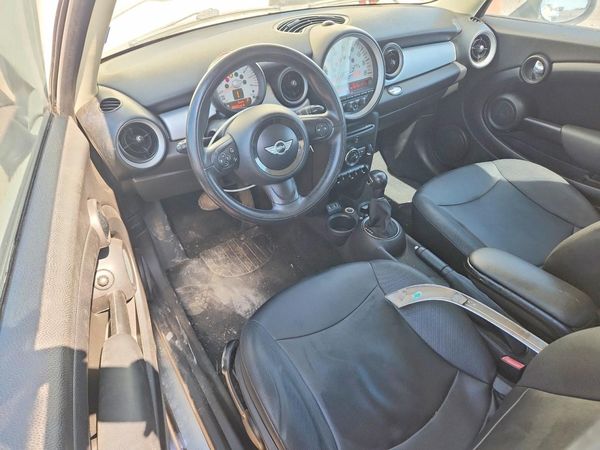 2013 MINI COOPER