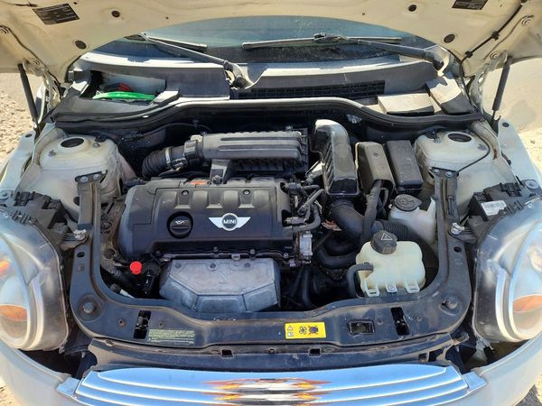 2013 MINI COOPER