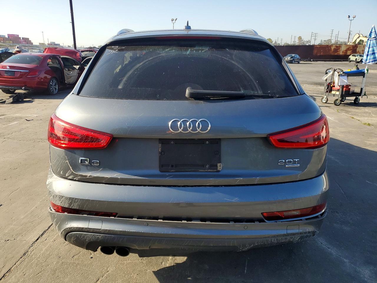 2015 AUDI Q3 quattro Premium Plus