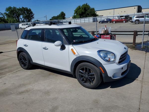 2015 MINI COOPER